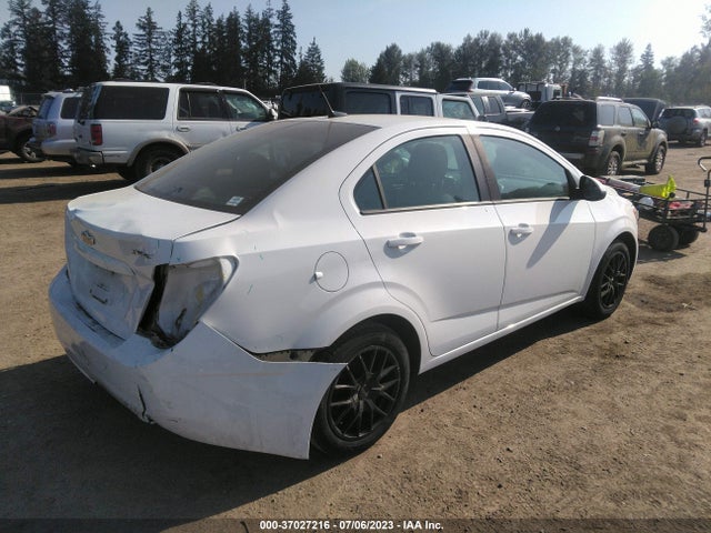 Chevrolet SONIC LS 2014 1G1JA5SH0E4181756 Image 5