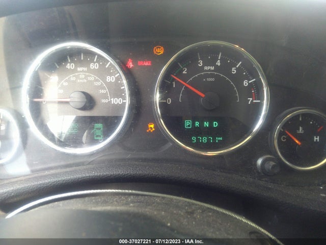 2016 JEEP WRANGLER UNLIMITED SPORT VIN: 1C4BJWDG0GL307595