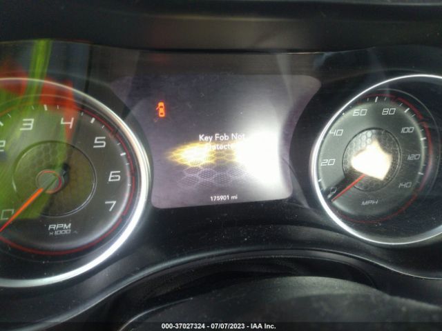 2C3CDXFG2GH118897 Dodge Charger Se