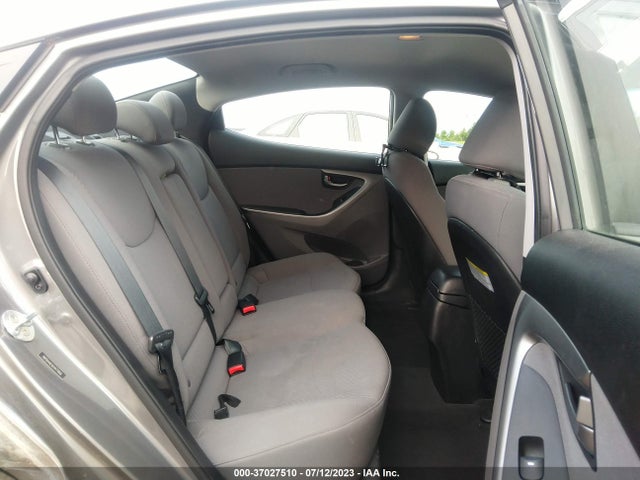 2014 HYUNDAI ELANTRA SE VIN: 5NPDH4AE4EH477858