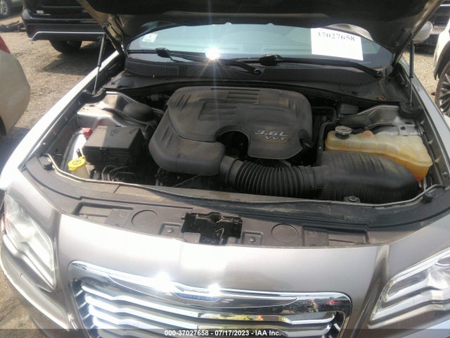 2C3CCAAG5EH183747 Chrysler 300