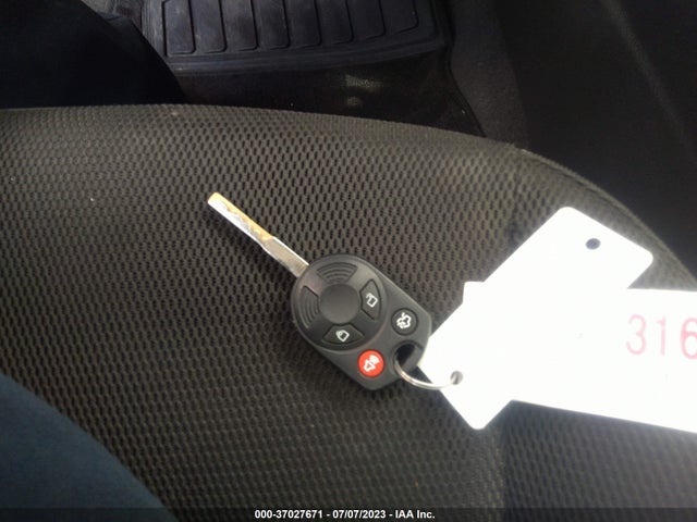 2014 FORD FOCUS SE VIN: 1FADP3F2XEL246458