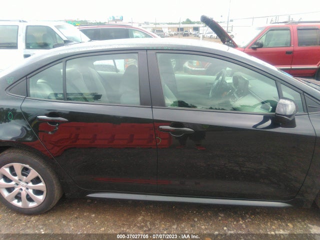 2022 TOYOTA COROLLA LE VIN: 5YFEPMAE2NP380054