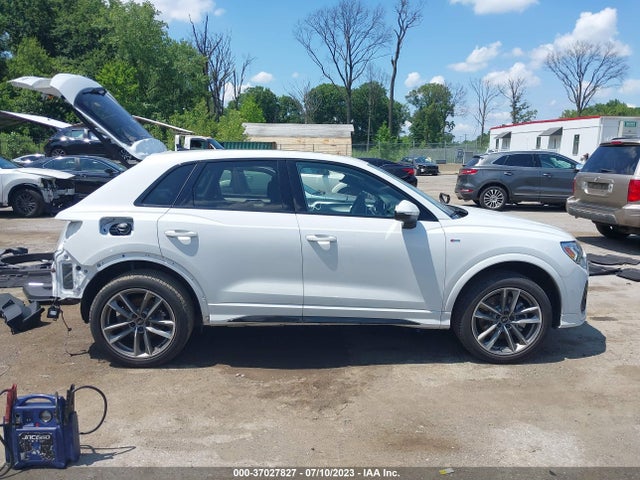 WA1EECF3XN1054895 Audi Q3 S Line Premium Plus
