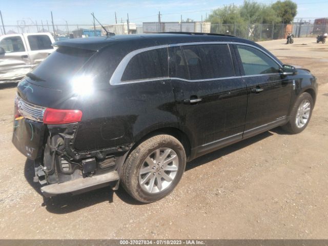2LMHJ5NKXKBL00394 Lincoln MKT