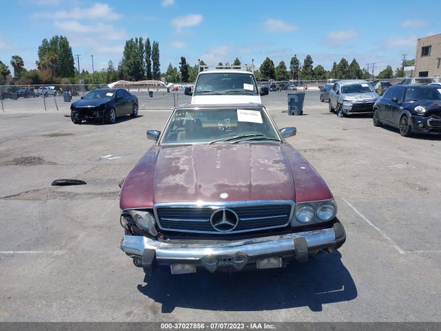 1986 MERCEDES-BENZ 560 SL VIN: WDBBA48D4GA054053