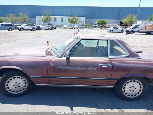 1986 MERCEDES-BENZ 560 SL VIN: WDBBA48D4GA054053