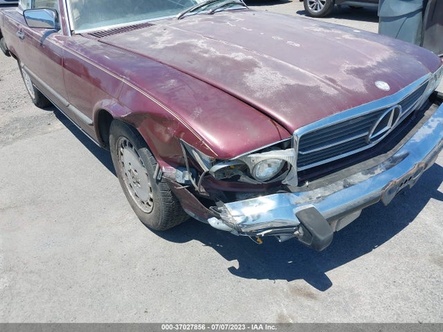 1986 MERCEDES-BENZ 560 SL VIN: WDBBA48D4GA054053