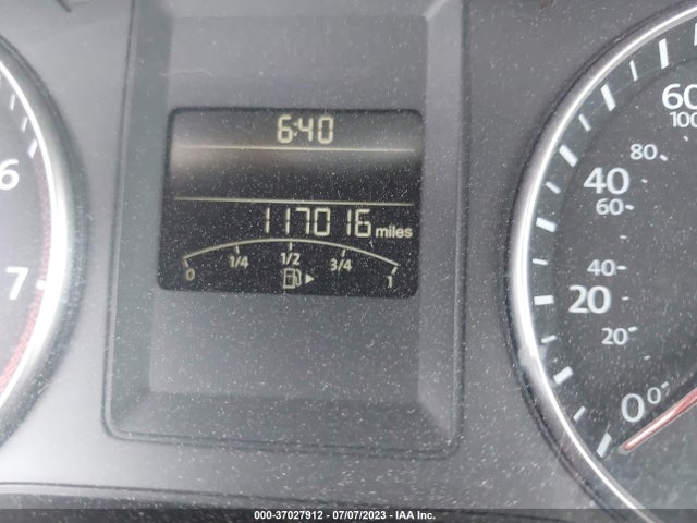 3VWD17AJ2EM438230 Volkswagen Jetta Sedan Se