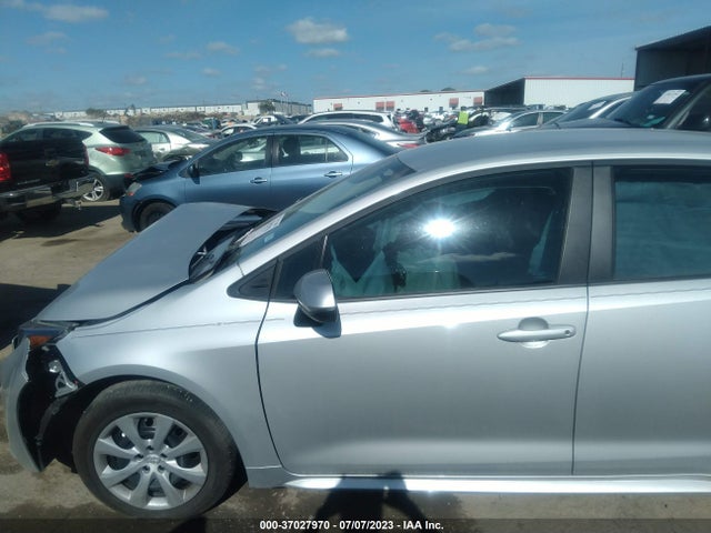 2022 TOYOTA COROLLA LE VIN: 5YFEPMAE3NP385523