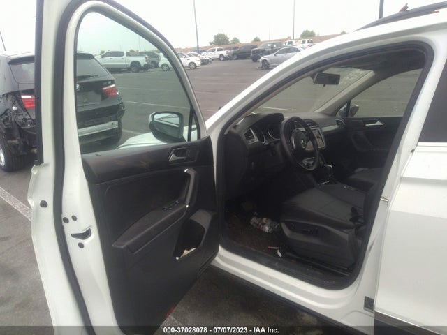 3VV3B7AX5JM138452 Volkswagen Tiguan Sel/se