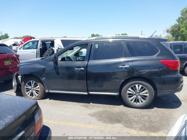 5N1DR2MM3HC647658 Nissan Pathfinder Sv