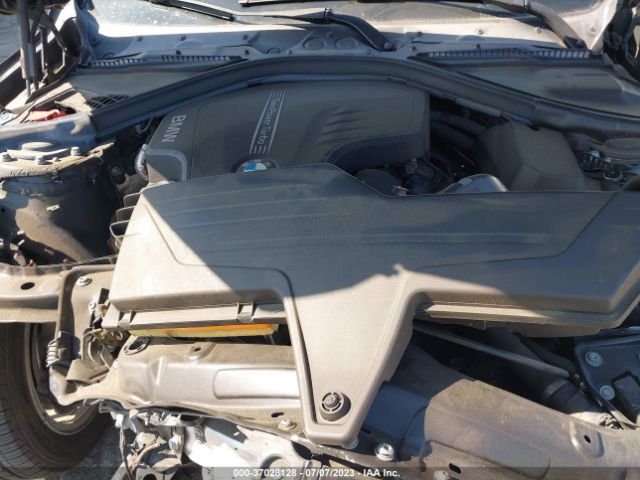 WBA8E1G55HNU15225 BMW 3 Series 320i