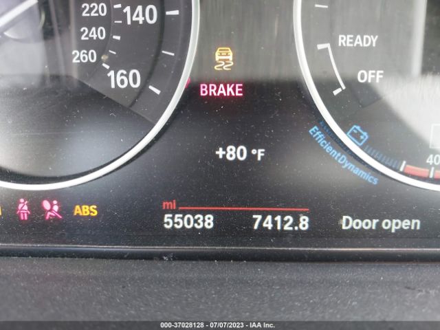 WBA8E1G55HNU15225 BMW 3 Series 320i