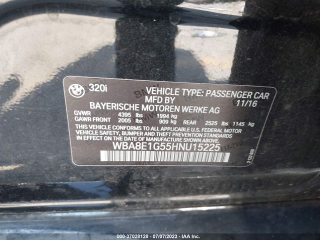 WBA8E1G55HNU15225 BMW 3 Series 320i
