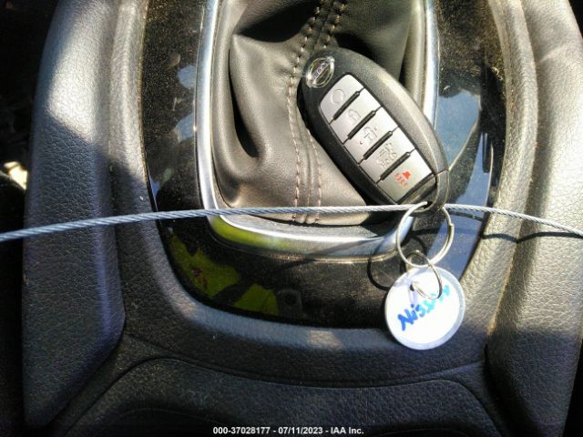 5N1AT2MV8JC807407 Nissan ROGUE SV