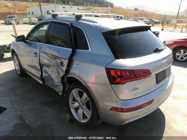 WA1BNAFY0J2143611 Audi Q5 Premium Plus
