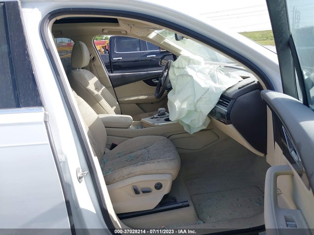 WA1LAAF73HD026840 Audi Q7 Premium Plus