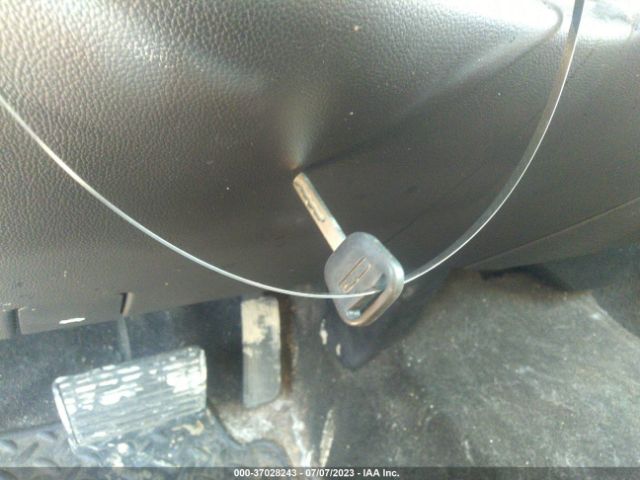 1GTV2UEC8FZ164756 GMC Sierra 1500 Sle