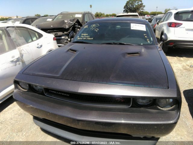 2C3CDYBT4EH231840 Dodge Challenger R/t