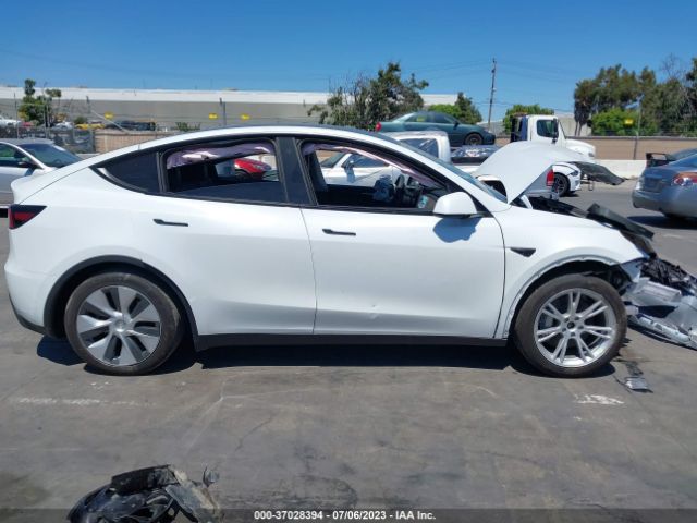 7SAYGDEE3PF742143 Tesla Model Y Long Range