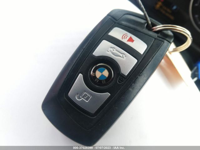 WBA8A9C56JAH14156 BMW 3 Series 320i