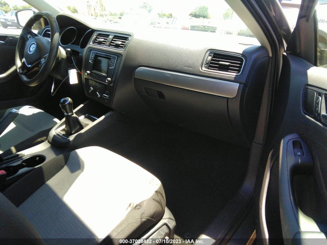 3VW167AJXHM405047 Volkswagen Jetta 1.4t S