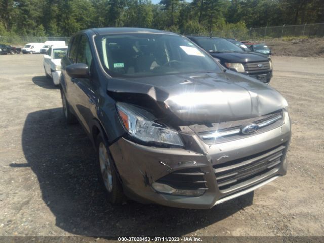 1FMCU9GX0EUC14734 Ford ESCAPE SE