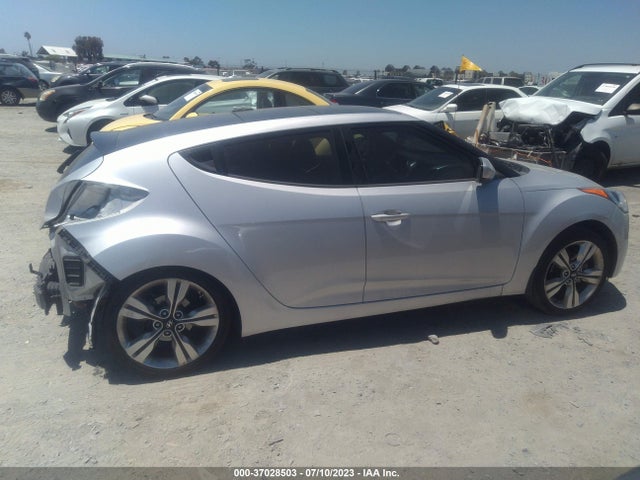 Hyundai VELOSTER 2016 KMHTC6AD8GU292228 Image 6