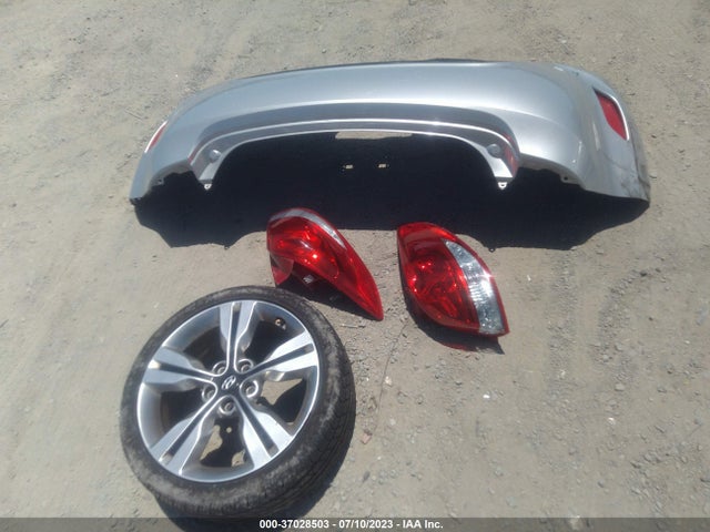 Hyundai VELOSTER 2016 KMHTC6AD8GU292228 Image 4