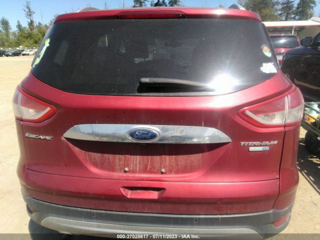 1FMCU9J96FUB96512 Ford Escape Titanium