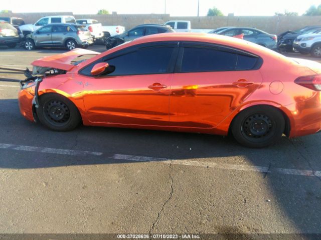 3KPFK4A77HE022619 KIA FORTE LX