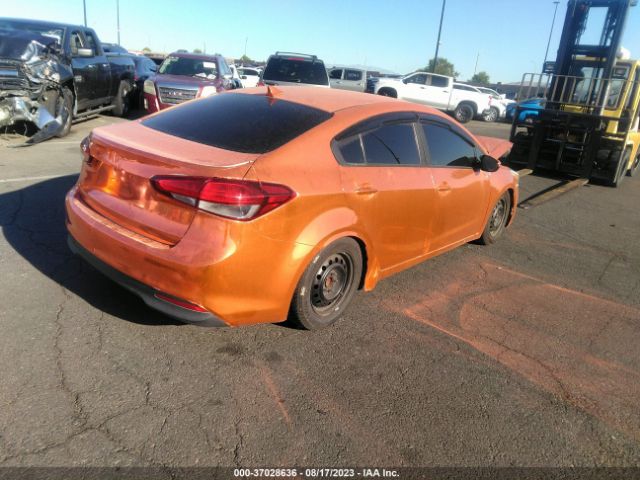 3KPFK4A77HE022619 KIA FORTE LX