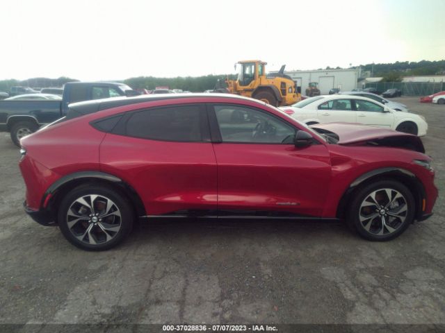 3FMTK3SU3MMA21481 Ford Mustang Mach-e Premium