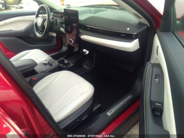 3FMTK3SU3MMA21481 Ford Mustang Mach-e Premium