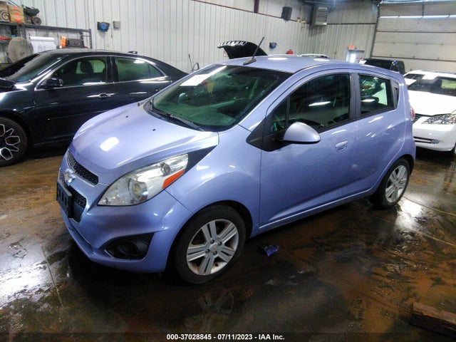 Chevrolet SPARK LS 2014 KL8CB6S98EC573264 Image 2