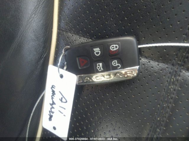 SAJWJ1CDXG8V95416 Jaguar Xj R-sport