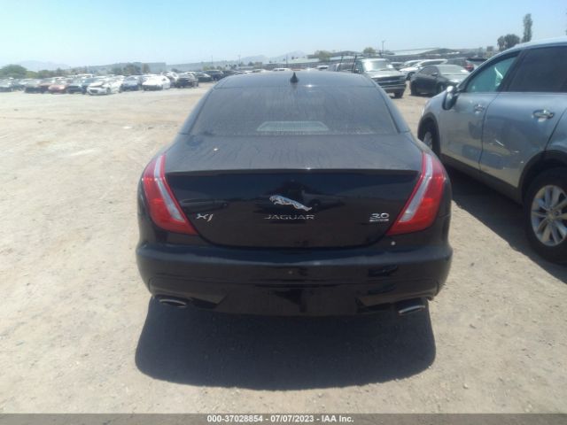 SAJWJ1CDXG8V95416 Jaguar Xj R-sport