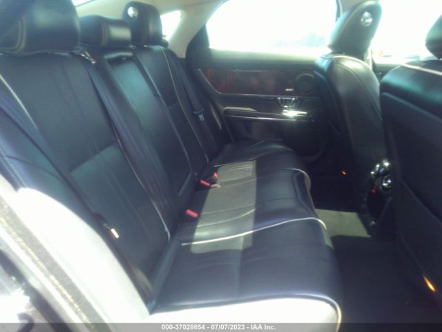 SAJWJ1CDXG8V95416 Jaguar Xj R-sport