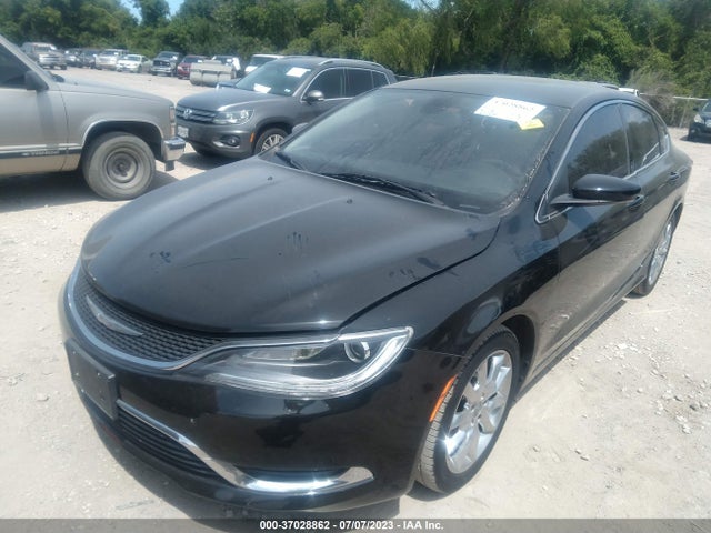 Chrysler 200 Limited Platinum 2017 1C3CCCAG3HN509794 Image 2