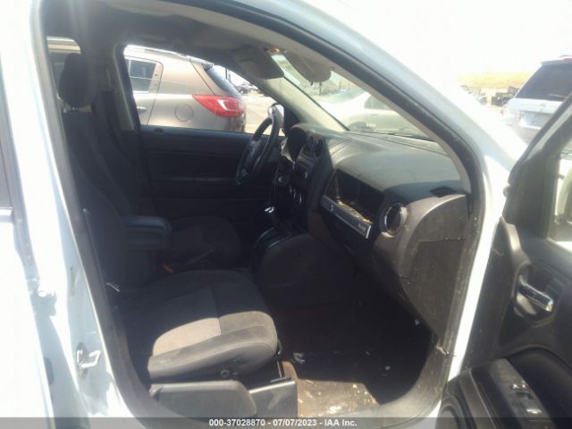 1C4NJCBA7FD149050 Jeep Compass Sport