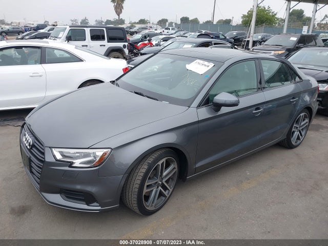 WAUAUGFF6KA101695 Audi A3 Sedan Premium/titanium Premium