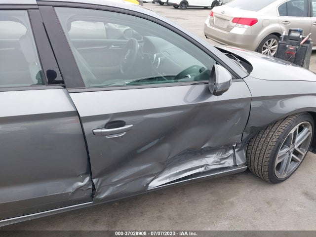WAUAUGFF6KA101695 Audi A3 Sedan Premium/titanium Premium