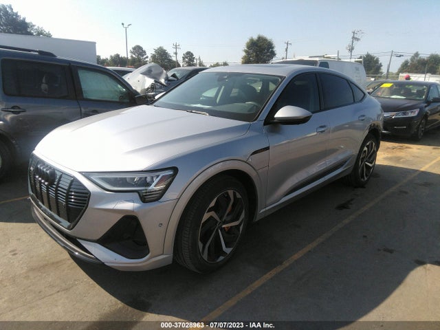 2022 Audi e-tron, VIN: WA12AAGE4NB031786