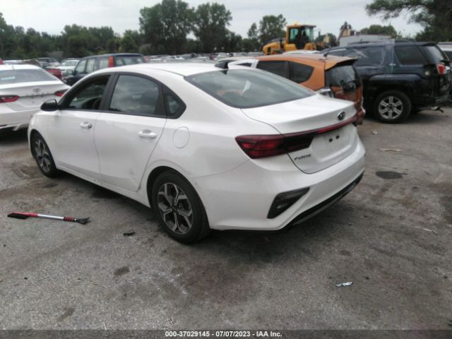 3KPF24AD6ME340408 KIA Forte Lxs