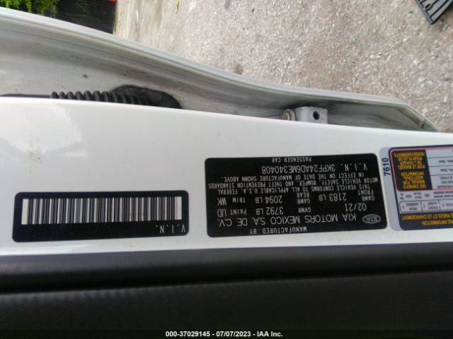 3KPF24AD6ME340408 KIA Forte Lxs