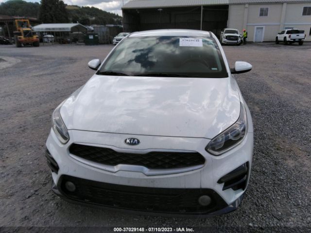 3KPF24AD9LE201307 KIA Forte Lxs