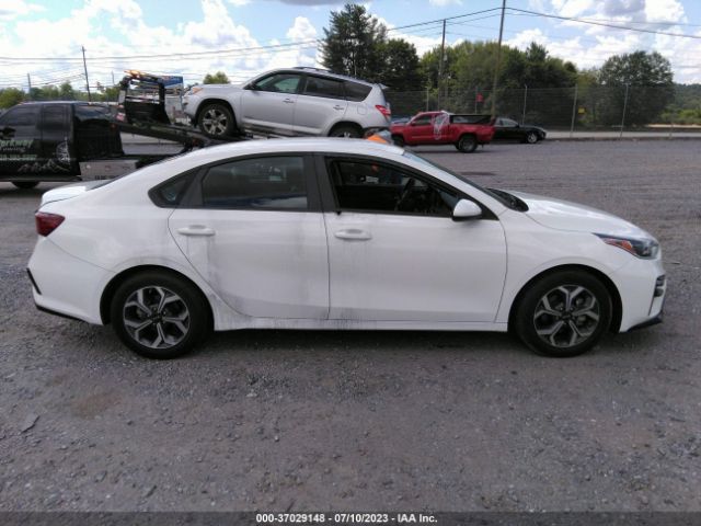 3KPF24AD9LE201307 KIA Forte Lxs