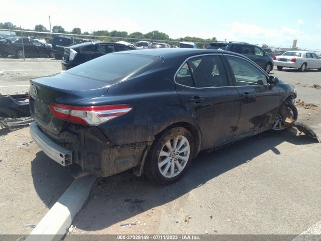 2018 TOYOTA CAMRY LE/SE/XLE/L VIN: 4T1B11HK4JU660775