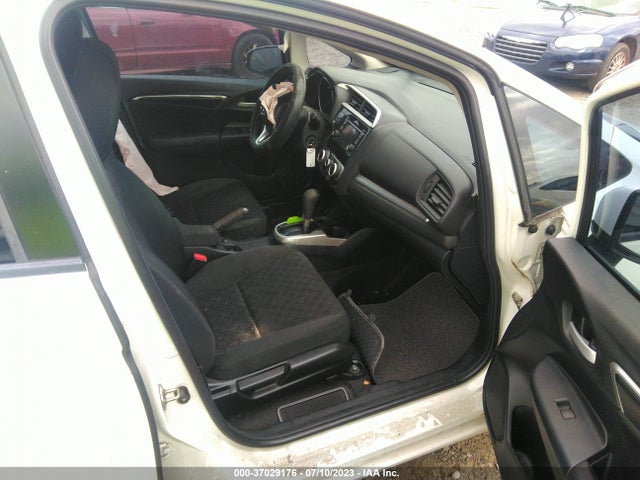 Honda FIT LX 2017 3HGGK5H50HM710712 Image 12